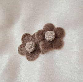 Cozy Flowers - Taupe