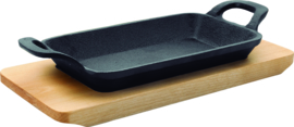 Grillpan glad gietijzer 22,5x10x2,5 cm op houten plateau