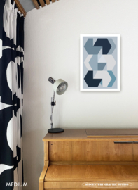 QUARTER PAST THREE (blue) | Midcentury Graphic Studio | Werk op aluminium mat wit