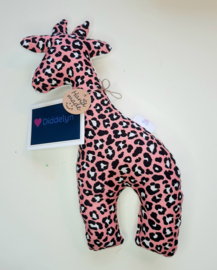 Knuffel giraffe - panter roze met minky fleece