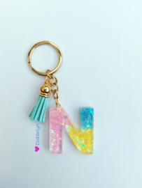 Letter N - Roze, geel en blauw