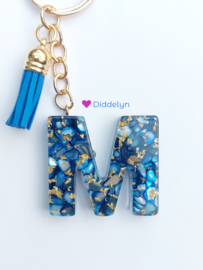 Letter M - Stone blauw en gouden flakes ♡ blauw