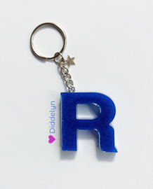Letter R - Blauw ♡ ster bedeltje