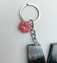 Letter M - Zwart ♡ Roze pootje bedel