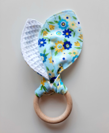 Bijtring knuffeldoek Blue Flower