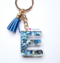 Letter E -  Blauw Stone & gold flakes ♡ Blauw
