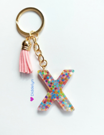 Letter X -  Multicolor ster ♡ roze kwastje