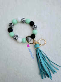 Sleutelhanger - Mint groen met wit en zwart