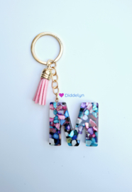 Letter M -  Multicolor Stone ♡ roze kwastje
