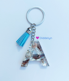 Letter A - Schelpen glitter (blauw kwastje)