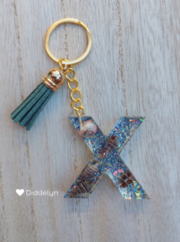 Letter X - Schelpen glitter ♡ groen kwastje en goud kleur