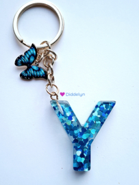 Letter Y -  Blauwe hartjes ♡ vlindertje
