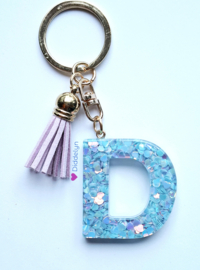 Letter D -  Aqua glitters ♡ Lila