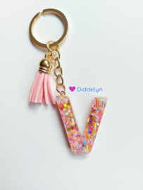 Letter V -  Multicolor ster ♡ roze kwastje