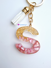 Letter S -  Stone Roze ♡ Wit kwastje