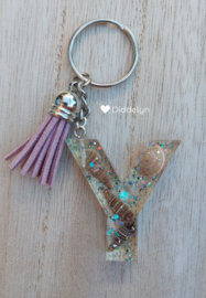 Letter Y - Schelpen glitter ♡ lila kwastje