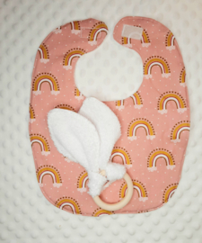 Bijtring knuffeldoek Pink Rainbow badstof wit