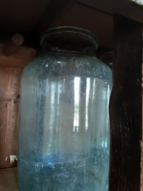 Brocante, oude, glazen vaas