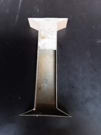 IJzeren letter I