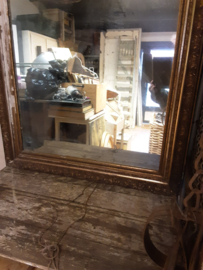 Oude grote spiegel
