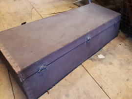 Oude bruine koffer