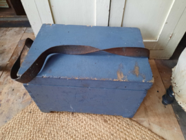 Oude houten opbergkist.