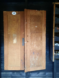 Houten wandkastje