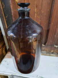 Oude bruine apothekersfles