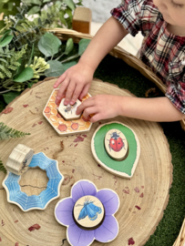 Puzzel: Welke insecten verstoppen zich in de tuin?