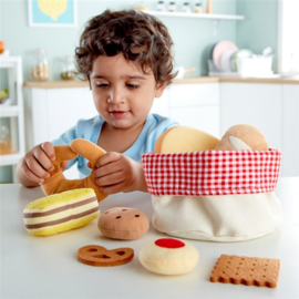 Toddler bread basket