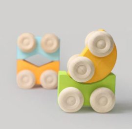 Grimms stapelbare auto's Geel