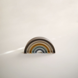 Mushie regenboog stapelbaar - Hillside