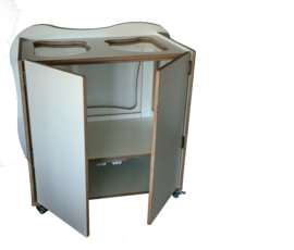 # Organisch gevormde Thema-kijkkast, decor wit