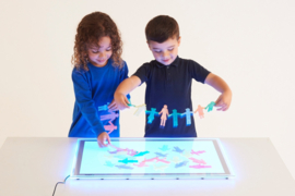 Tickit siliShapes Linking People