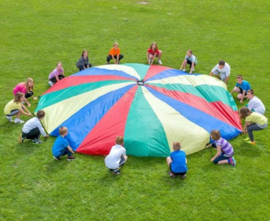 Parachute 610 cm doorsnee, met 16 handvatten