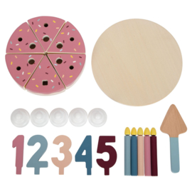 Houten verjaardagstaart