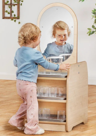 Multifunctioneel meubel: kaptafel/serveer-unit