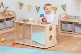 Baby-dreumes activiteitenkeuken