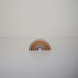 Mushie regenboog stapelbaar - Tropical