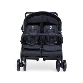 # Quadruple, 4-persoons kinderwagen incl. regenhoes en zonnekappen