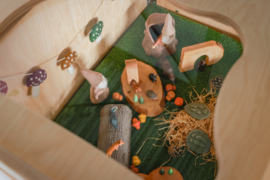 # Organisch gevormde Thema-kijkkast, decor berken