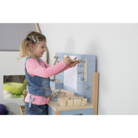Kinderwerkbank met achterwand