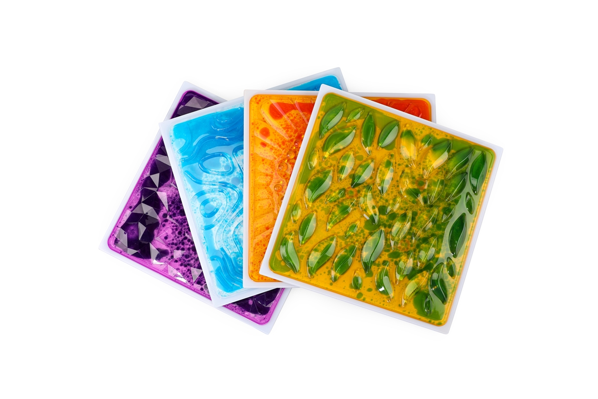Set van 4 getextureerde vloertegels