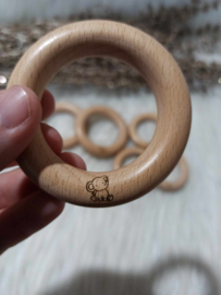 Gelaserde houten ringen
