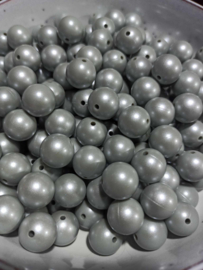 shiny beads licht grijs