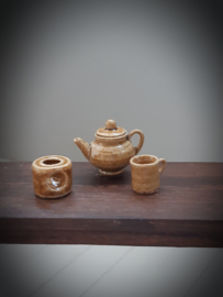 koffieset met mok en theelicht