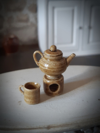 koffieset met mok en theelicht