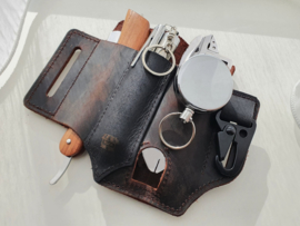 Lederen schede met multitools Combideal 'Roughneck'