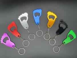 Flesopener graveerbare voetjes sleutelhangers 25st.