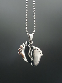Geboorte ketting met voetjes zware uitvoering
